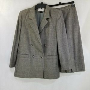 John Meyer Of Norwich Skirt Suit  8  Glen Plaid